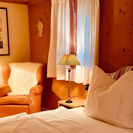 Bed & No Breakfast *